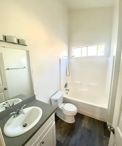 1127 Glenville Dr #2 — Photo 11