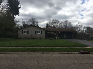 365 Jefferson Rd, Newark, OH 43055