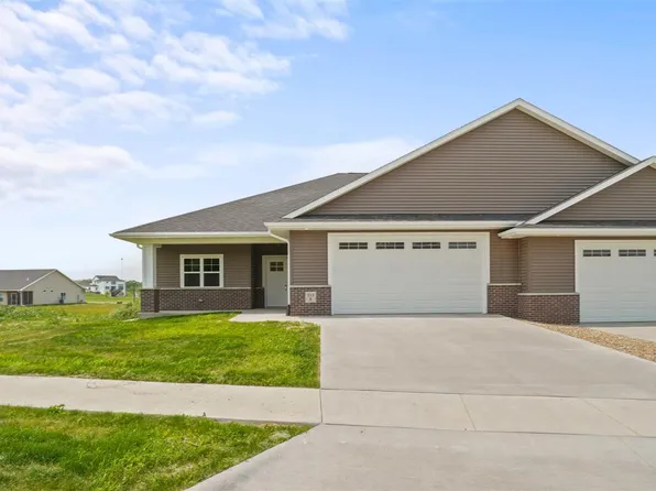 213B Timberline Ter, Kalona, IA 52247