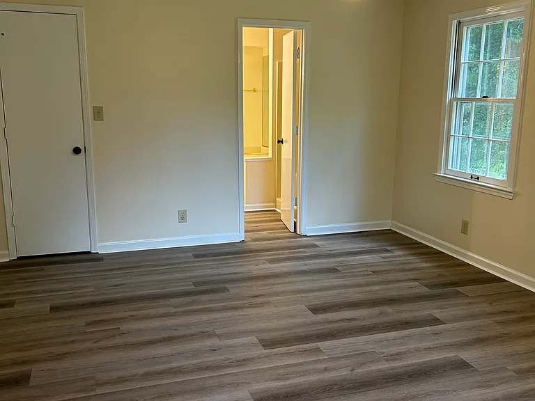 8866 Knox Bridge Hwy — Photo 11
