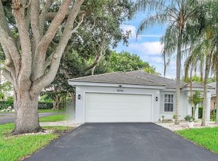 Forest Ridge Cluster Home, Davie, FL 33328