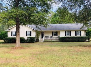 49 Brookwood Dr, Hawkinsville, GA 31036