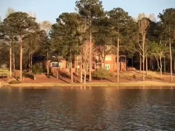 4043 Piedmont Lake Rd, Pine Mountain, GA 31822