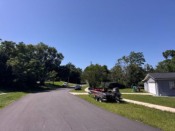 5th image of 1023 Gerona Ave