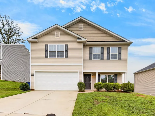 2025 Longshadow St, Rural Hall, NC 27045