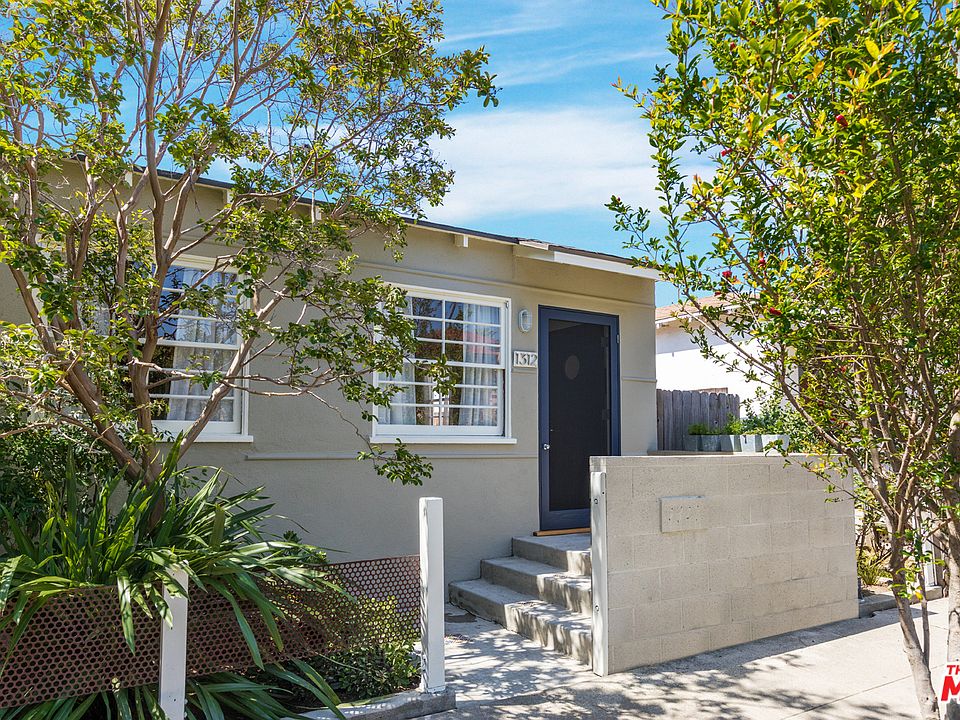 1st image of 1312 Cabrillo Ave