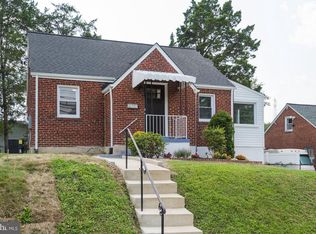 907 Ray Rd, Hyattsville, MD 20783