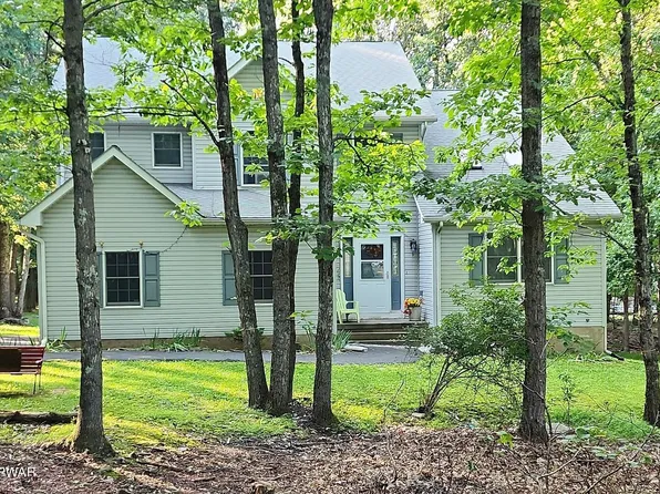 249 Pin Oak Rd, Stroudsburg, PA 18360
