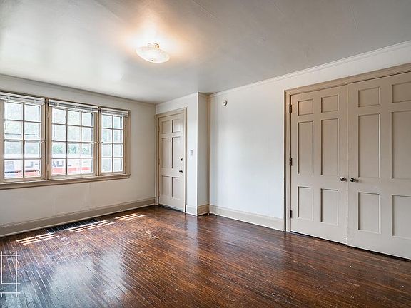 3rd image of 440 E Maynard Ave #442-A