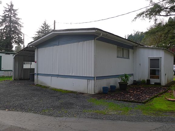 3rd image of 212 Woodpecker Ln