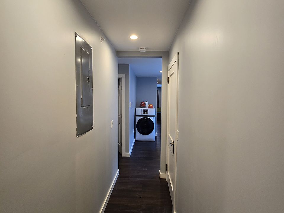 1st image of 481 Saint Paul St #12