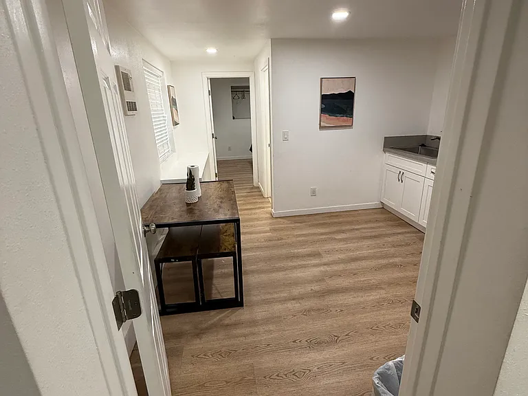 306 E 4th St #306B — Photo 16