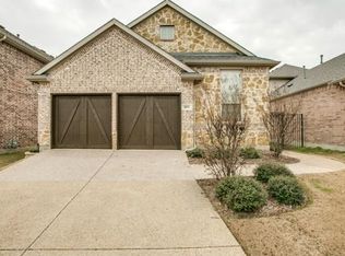 1051 Kaylie St, Grand Prairie, TX 75052