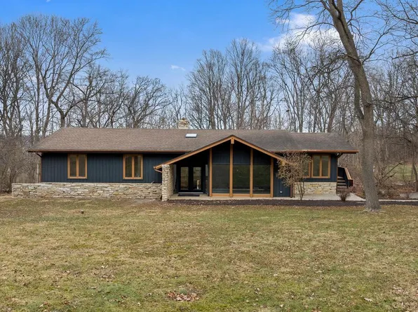 W3552 Wildwood DRIVE, Lake Geneva, WI 53147