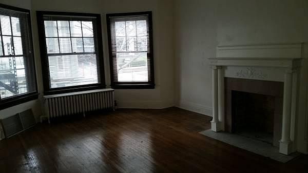 2nd image of 242 Bryant St