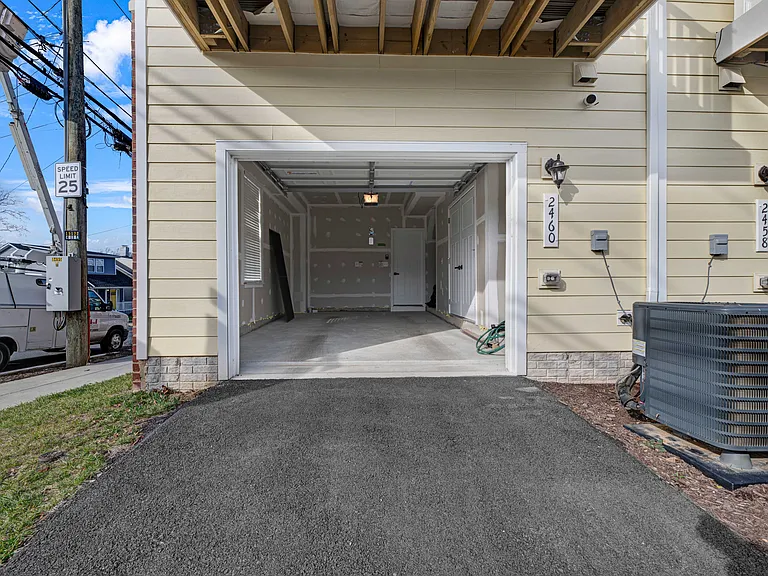 2460 James Bank Rd SE — Photo 20