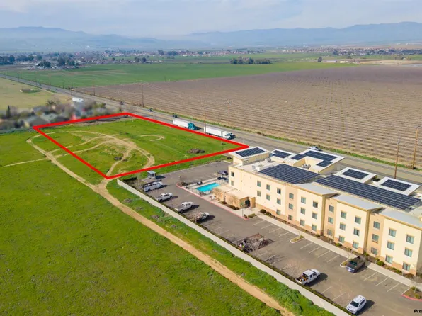 83 Jayne Ave, Coalinga, CA 93210