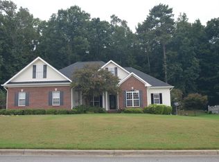 591 Lillian Ln, Anniston, AL 36207