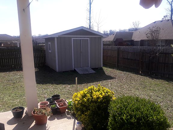 3rd image of 1801 Twin Oaks Dr