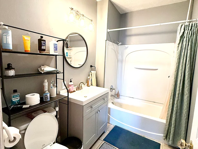 9 Cleeve St #3 — Photo 14