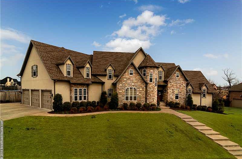 1st image of 4133 Caerleon Cir