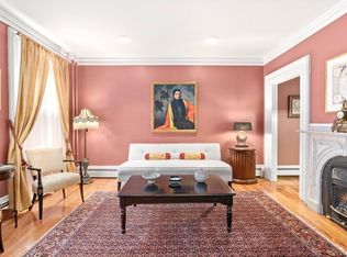 32 Winthrop St, Charlestown, MA 02129