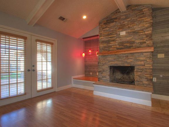 5th image of 4910 Lesley Ln