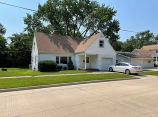 307 S Clinton St, Dwight, IL 60420
