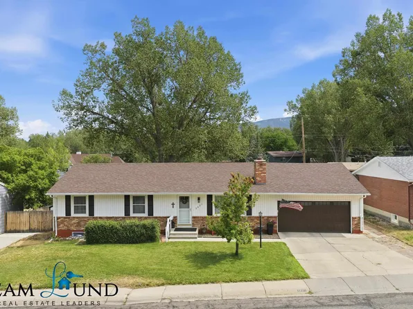 3621 Valley Rd, Casper, WY 82604