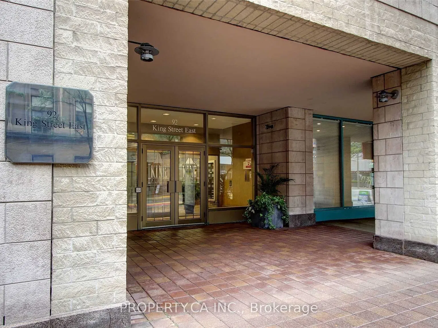 3 bed, $3,500 — Photo 2