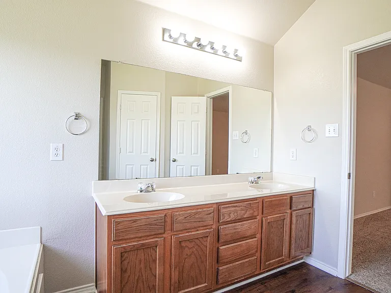 2161 Teagle Dr — Photo 19