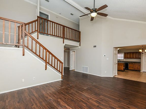 5th image of 2552 Forest Creek Dr