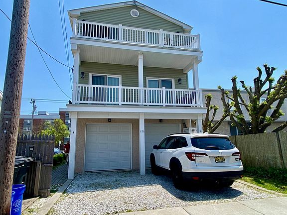 2nd image of 636 West Ave #2