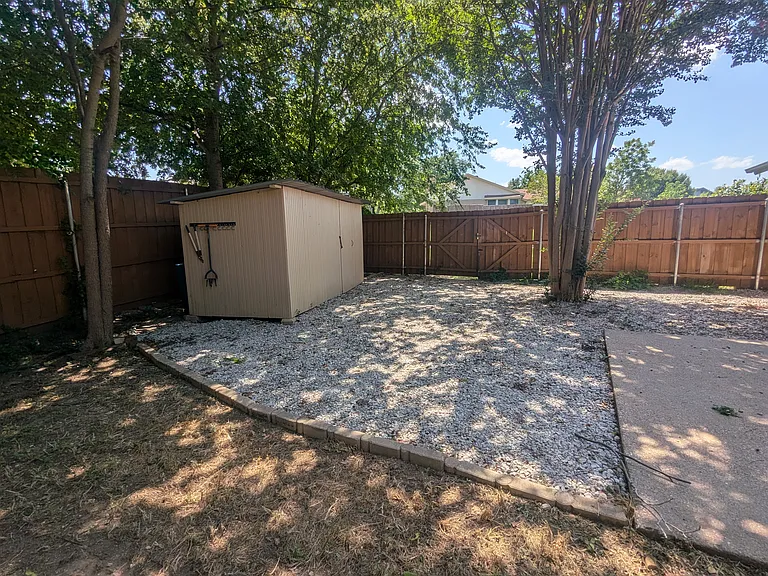 5818 Townshire Rd — Photo 17