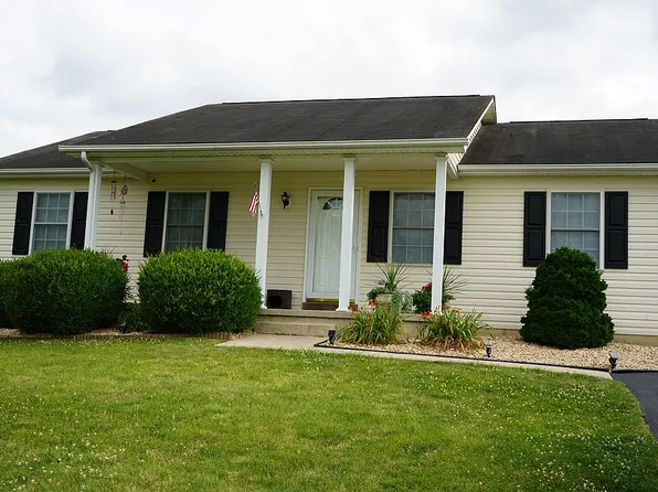 61 Brendan Ln, Weyers Cave, VA 24486