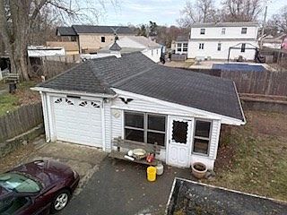 3rd image of 11 Thornfell St