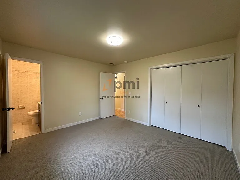 2836 W 63rd Ln — Photo 16