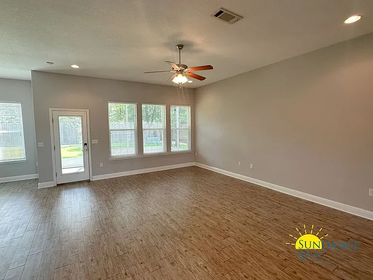 8442 Holley Hills Cir — Photo 2