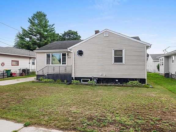 2nd image of 2517 13th STREET
