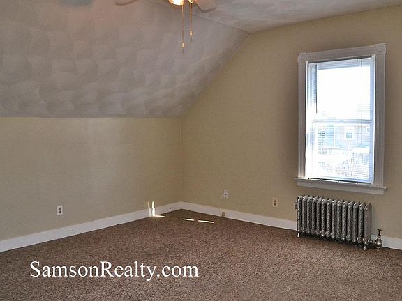 2nd image of 180 S Clarendon St #2