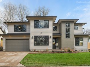 7009 SW Taylors Ferry Rd, Portland, OR 97223