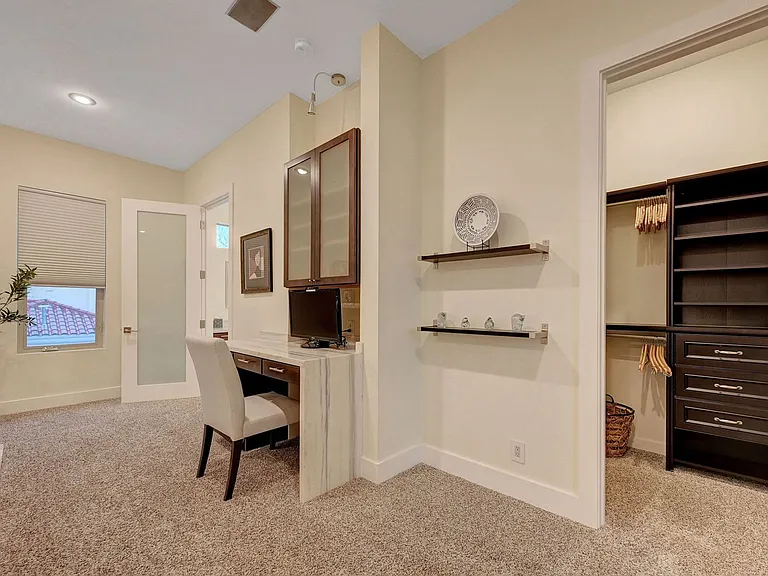 2111 Edgewood Ave — Photo 52