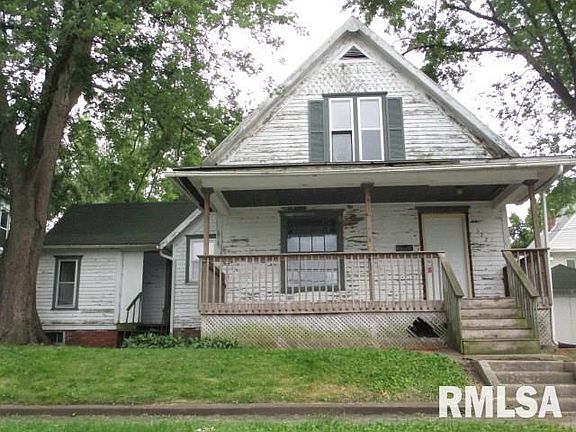 2nd image of 172 W 1st St