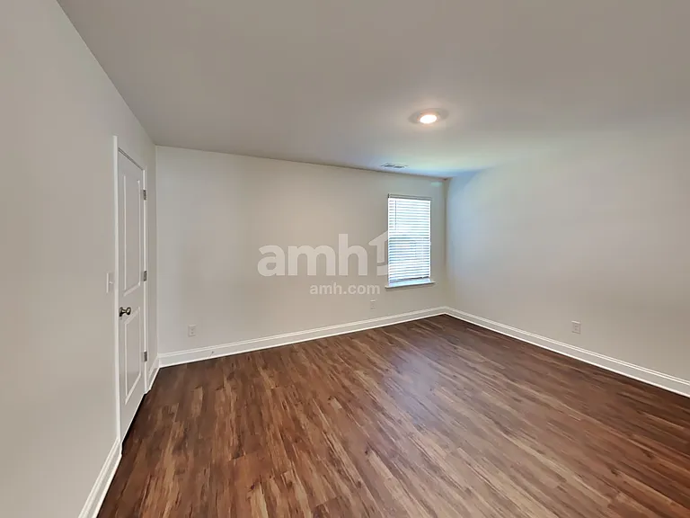 553 Rivermist Dr — Photo 18