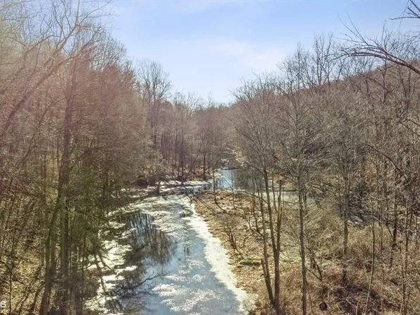 88 Bell Hollow Road, Putnam Valley, NY 10579