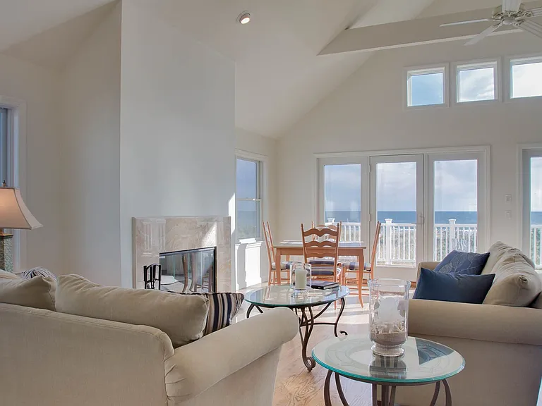 Dune Rd — Photo 5