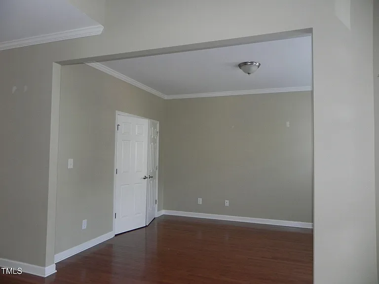 217 Butterbiggins Ln — Photo 3