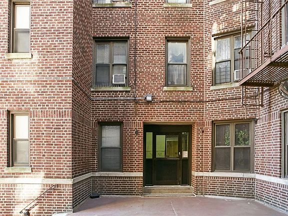 2nd image of 3279 Hull Ave APT 12A