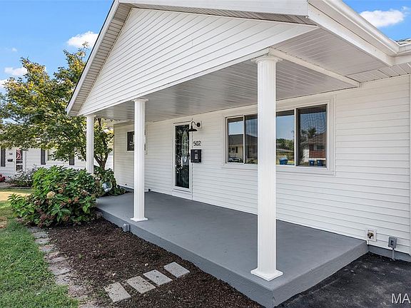2nd image of 502 Nannette Dr