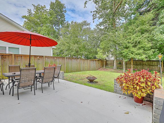 5th image of 8890 Arbor Glen Dr